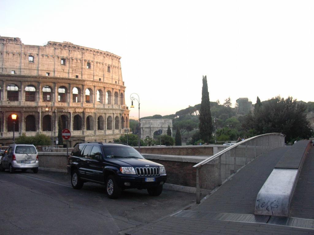 Vacanze Al Colosseo Polveriera โรม ห้อง รูปภาพ